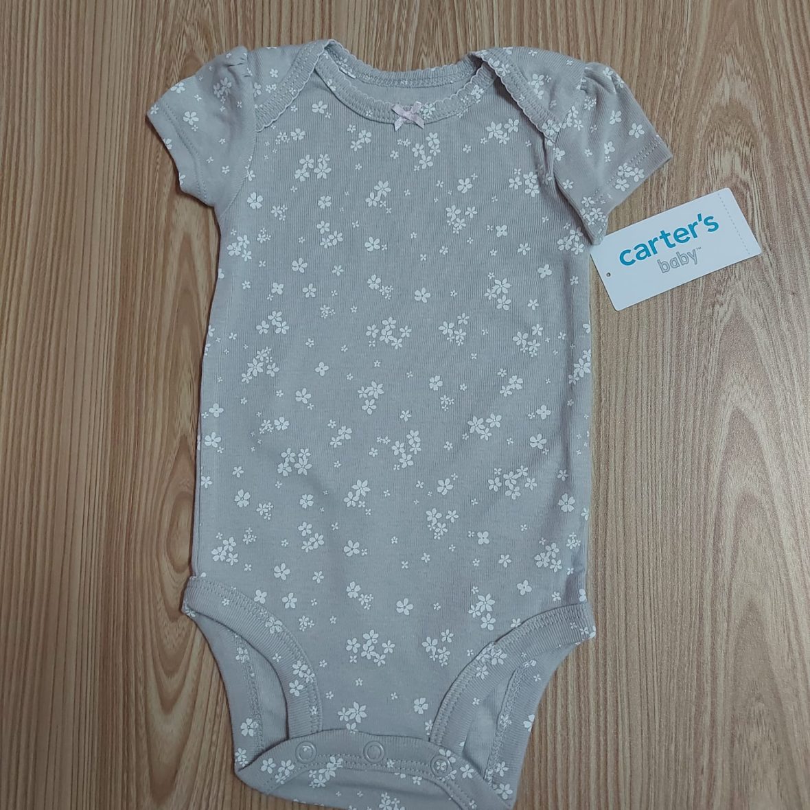 Carter’s Baby Girl Onesie – Grey/Floral