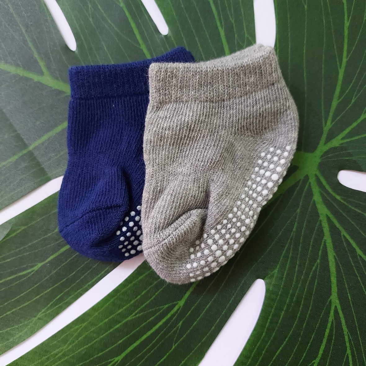 Mini Angels Baby Boys Socks 0 – 6 Months – 2 Pairs Navy Blue/Grey