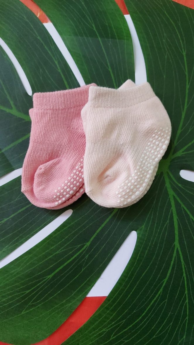 Mini Angels Baby Girls Socks 0 – 6 Months – 2 Pairs Light Pink/Pink