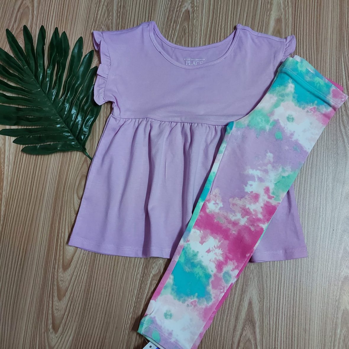 Children’s Place Toddler Girls 2 – Piece Set – Lilac Top/Tie Dye Leggings