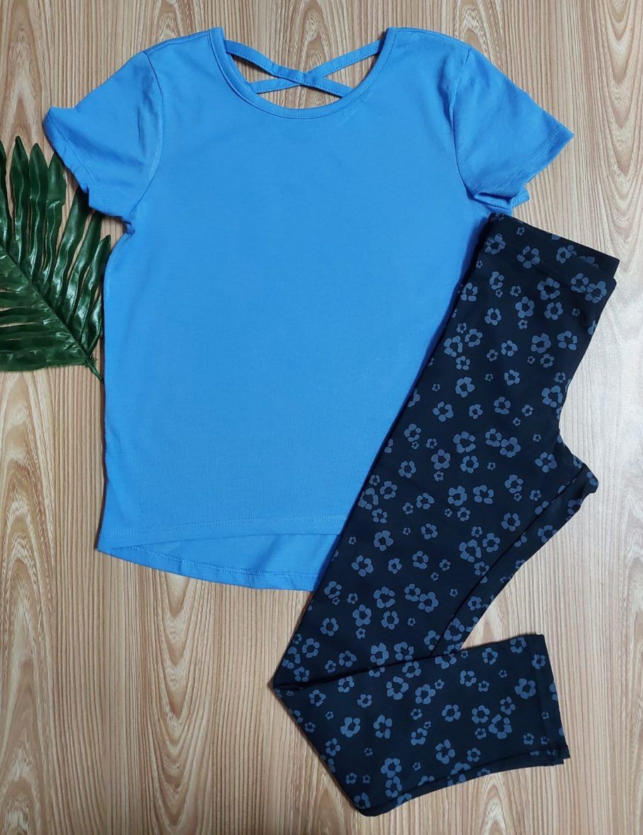 Old Navy Lattice Back Blue Short Sleeve Tee & Blue Floral Leggings 2 – Piece Set