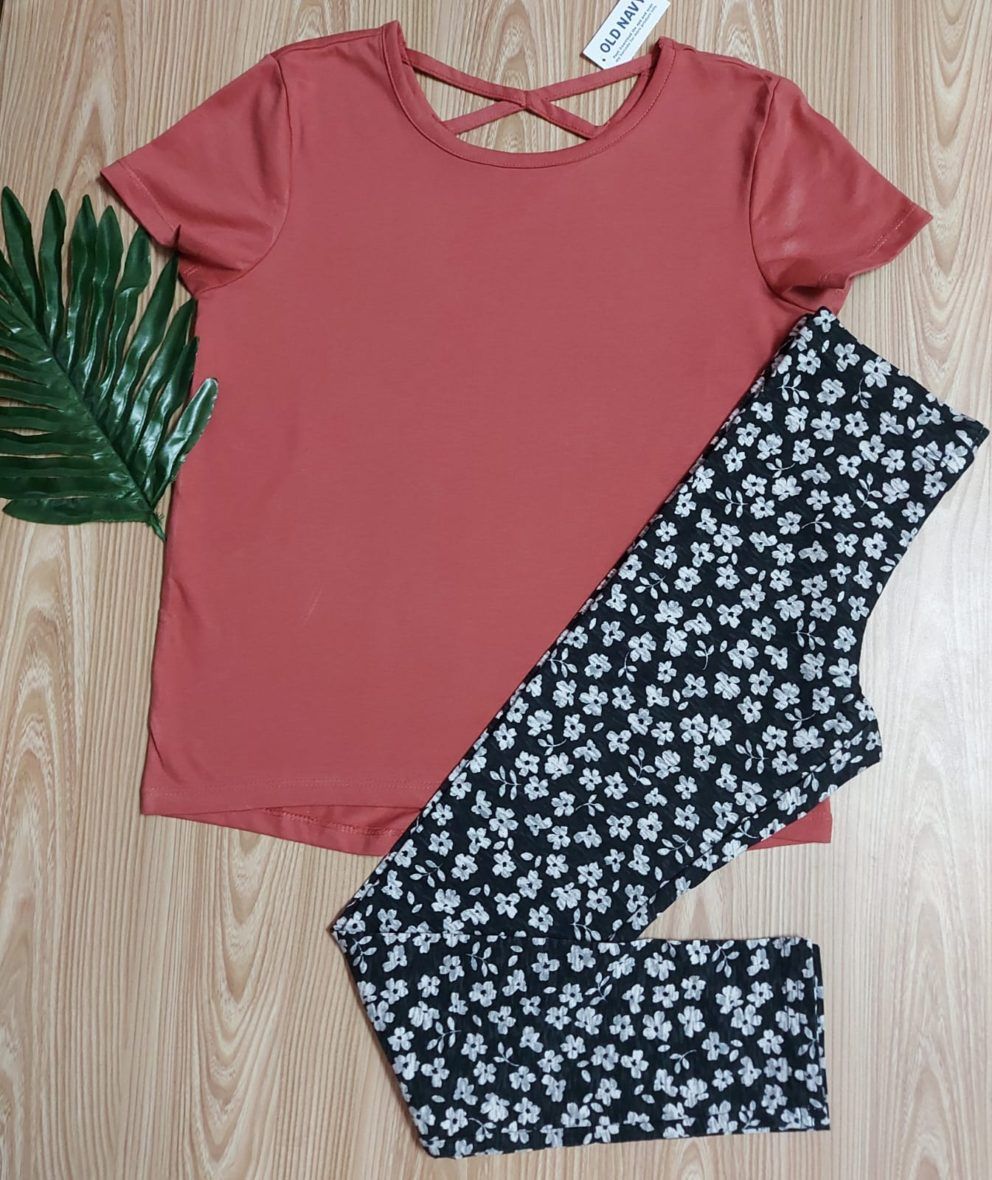 Old Navy Girls Short Sleeve Lattice Back Top & Floral Leggings 2 – Piece Set