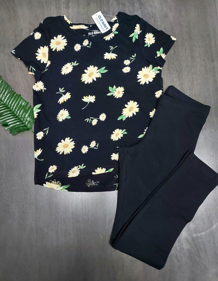 Old Navy Girls Sunflower Tee & Black Leggings 2  – Piece Set