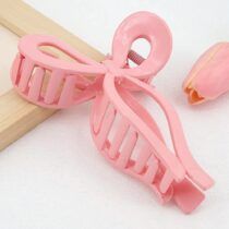Bow clip