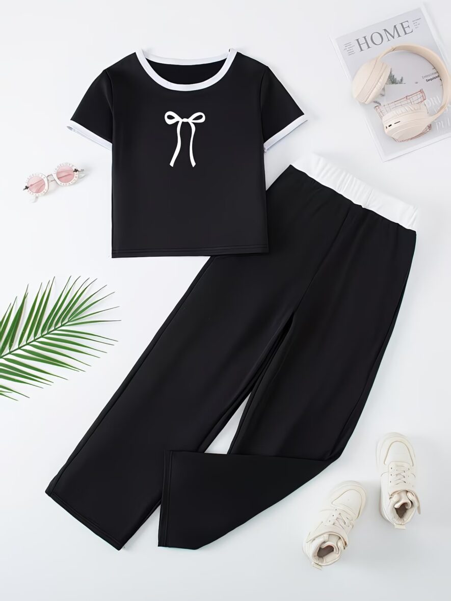 Girls Black & White Bow Print 2 – Piece Set